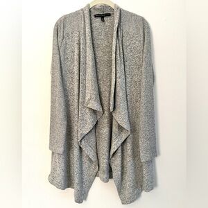 NWOT OPEN SWEATER White House Black Market - Women’s XS loose fit - Heather grey